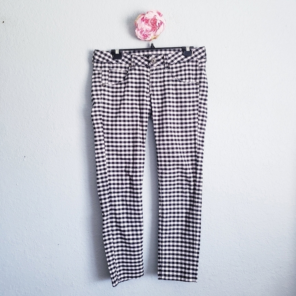 Guess White and Black Gingham Low Rise Skinny